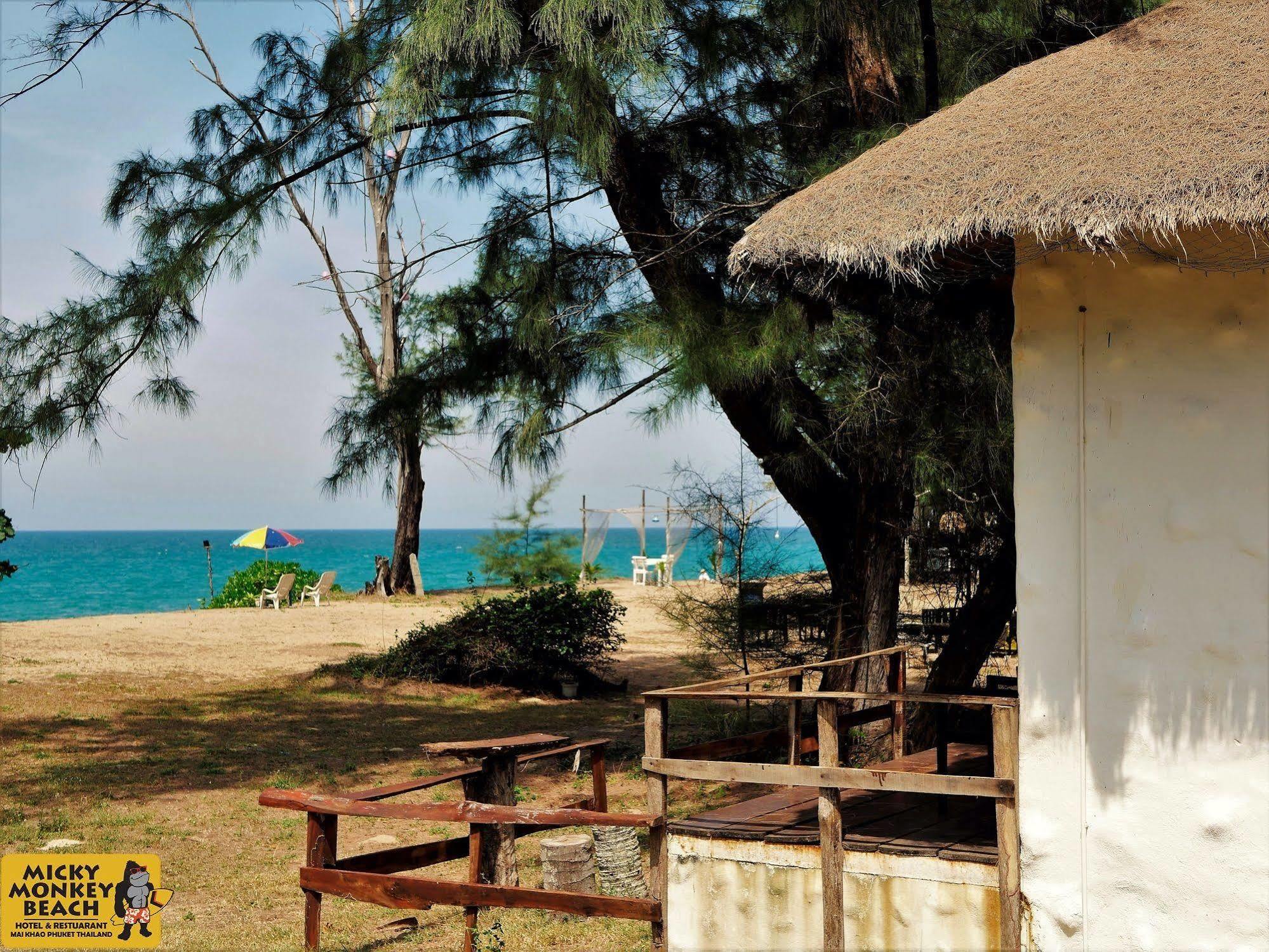 Micky Monkey Beach Hotel Phuket Maikhao Thailand Mai Khao Exteriér fotografie